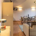 Star View With Pool Apartment